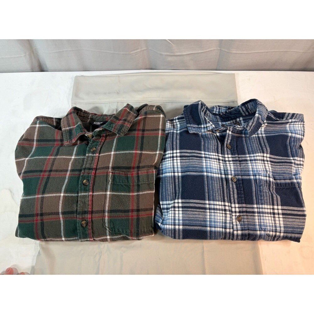 Eddie Bauer Men’s Lot Of (2) Plaid Relaxed Fit Flannel Shirts Size Large
